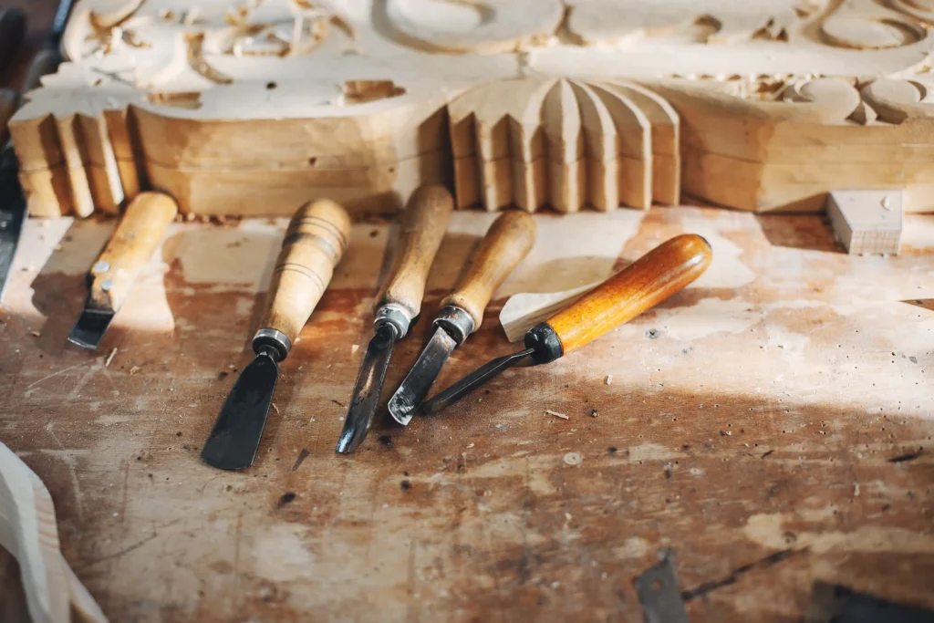 carpenter-works-with-tree